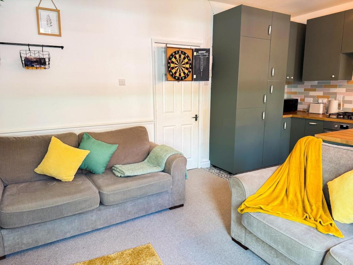 Stylish 1 Bedroom By Altoluxoexperience Short Lets & Serviced With Free Wifi & Parking Bristol
